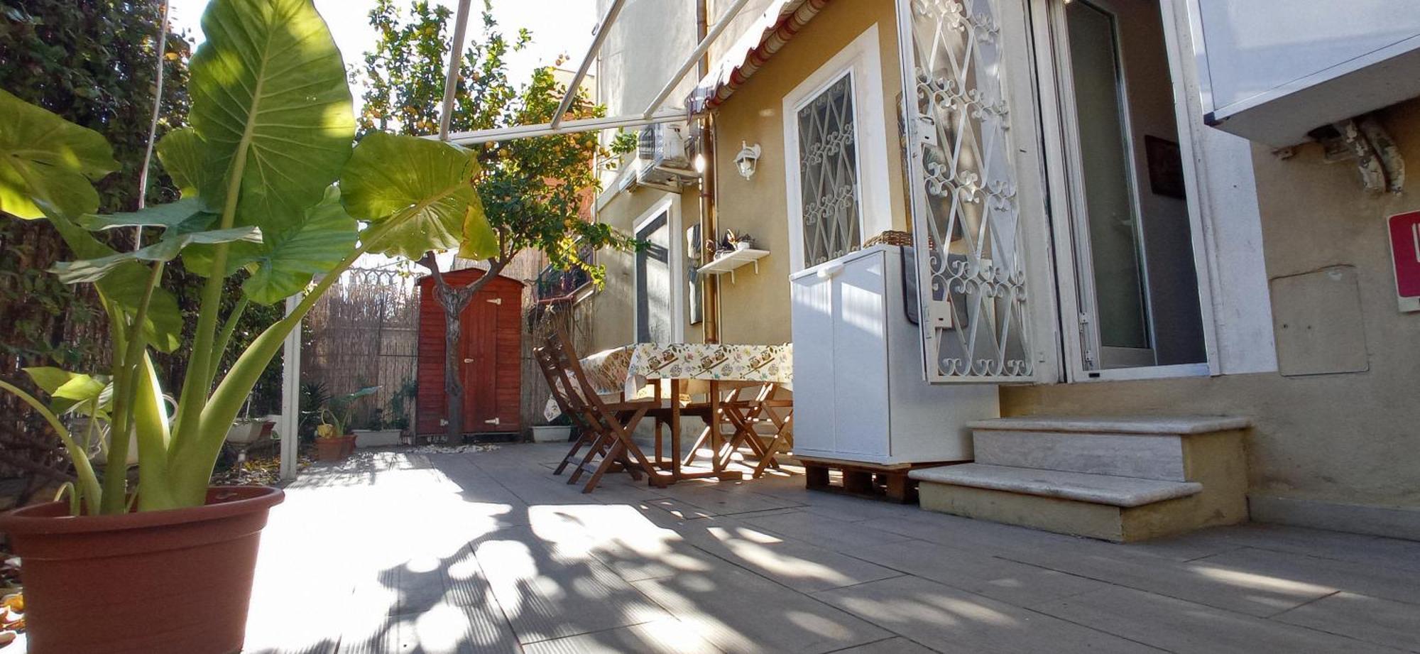 Lägenhet Dalia - Giardino Privato E Metro C A 2 Passi Rom